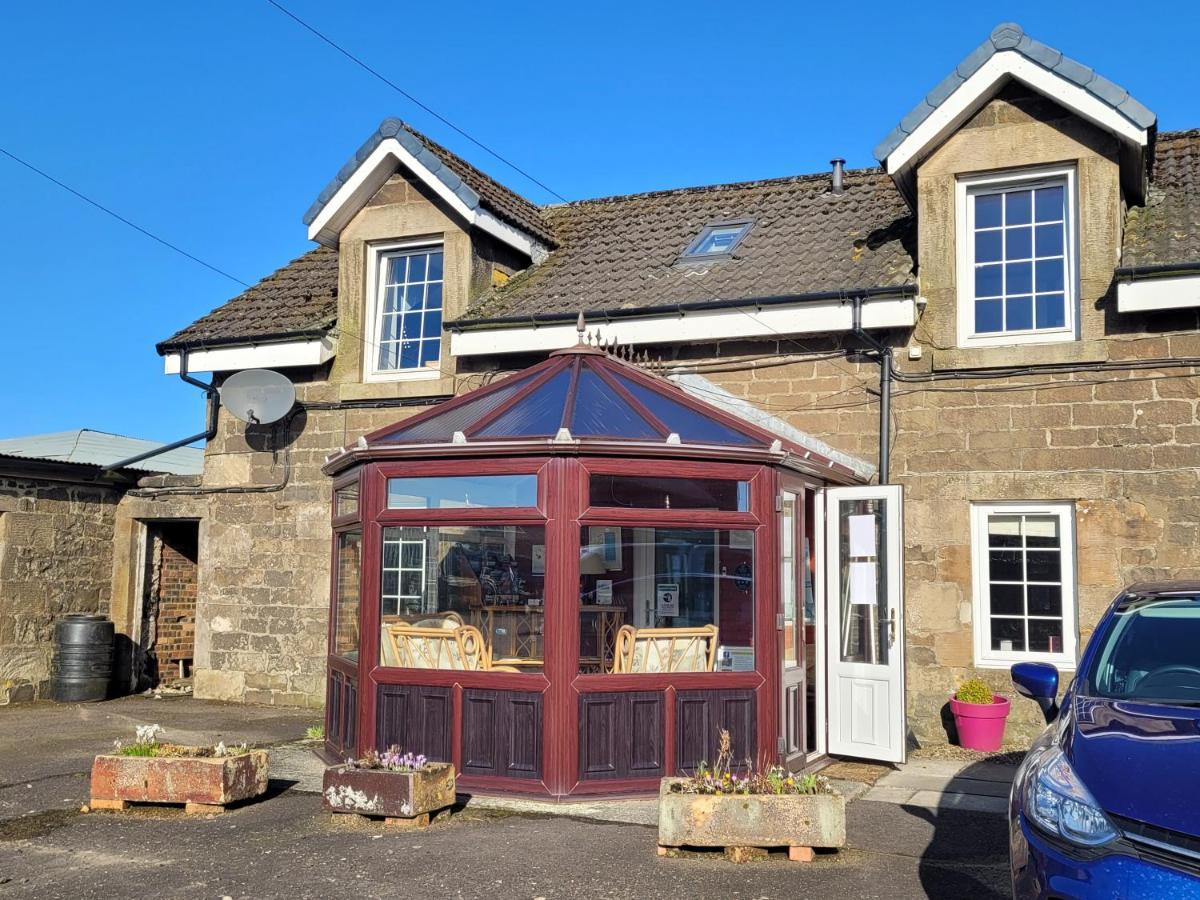 Blairmains Guest House Kirk of Shotts Esterno foto